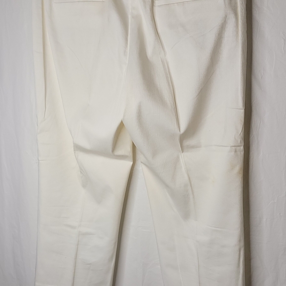 Women's Express brand Design Studio Editor Capri khaki pants - Picture 6 of 9